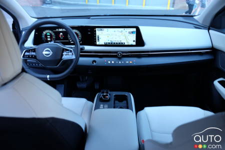 Nissan Ariya - Interior